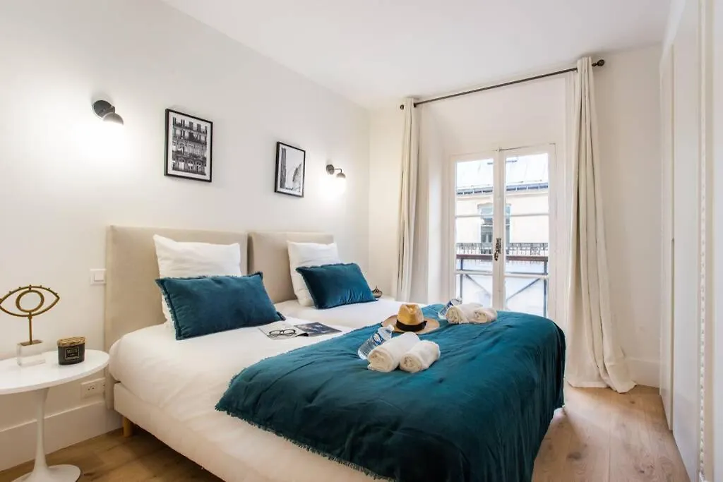 Apartment Amazing Apartment-lafayette Galleries-madeleine-ac Paris